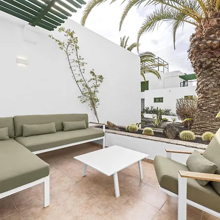 Casahost Salted House Beachfront * Costa Teguise