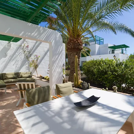 Casahost Salted House Beachfront * Costa Teguise